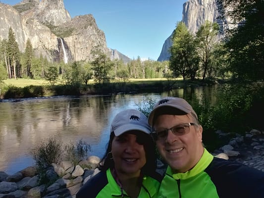 Lovely couple with Yosemite in the background